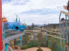 -七彩云南欢乐世界