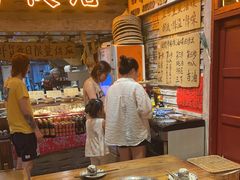 -旧街市鲜货老火锅(大光路店)