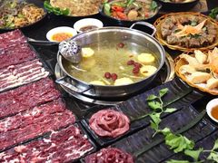 -牛村来人潮汕牛肉火锅(西单店)
