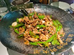 -费大厨辣椒炒肉(万家丽一店)