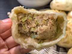 牛肉大葱包子-郑家包子牛肉拉面(尚勤路店)