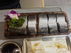 金牌鳗鱼半条-围炉肉舍•炭烤活鳗•丹东海鲜烤肉(步行街店)