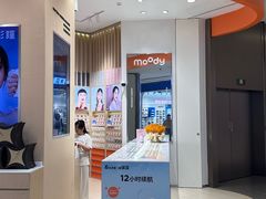 -moody彩瞳(环宇城店)