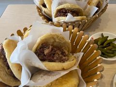 -闫家驴肉老店(华电一校店)