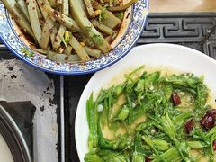 -三锅莊·牦牛肉火锅·香格里拉特色藏餐宴请餐厅(菱角塘路店)