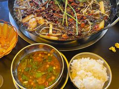 -鸿顺老铁锅美蛙鱼府(解放碑店)
