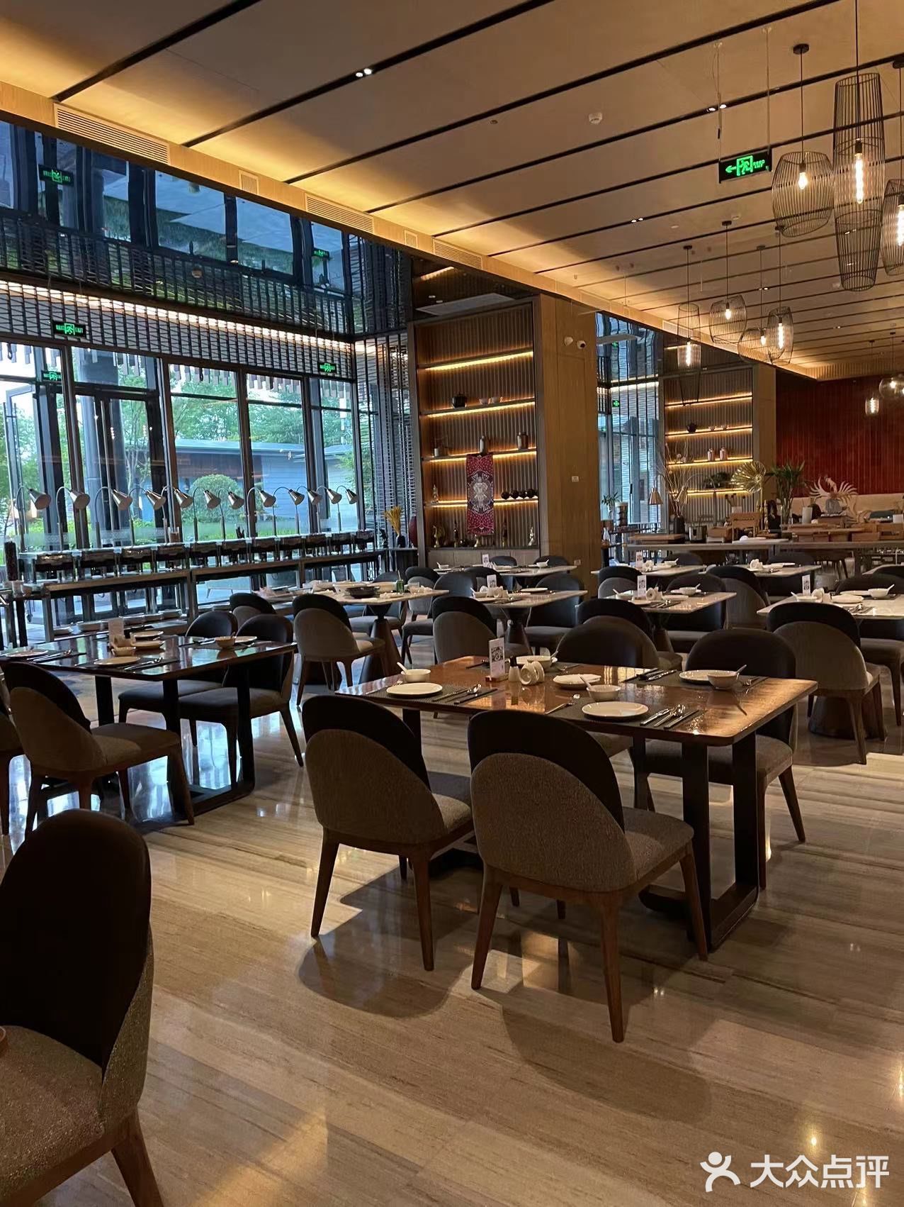 推荐:麻辣馋嘴蛙，秘制小尖鸡