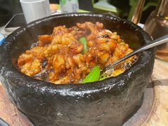 石锅杭椒牛蛙-桂满陇天书(南京德基旗舰店)
