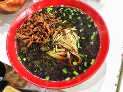 -小龙大肉面馆