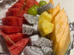 -海底捞火锅鲜切牛肉主题店(长寿路店)