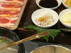 -围炉肉舍•炭烤活鳗•丹东海鲜烤肉(步行街店)