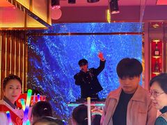 -海底捞火锅(漫乐城夜宵主题店)