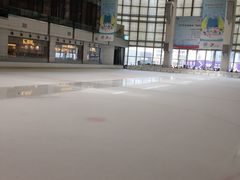 -冰纷万象滑冰场(深圳万象城店)