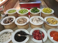 -海口绿发希尔顿酒店-田园汇自助餐·三文鱼·海鲜