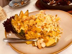 南洋菠萝炒饭-星怡会·新加坡新美食(苏州中心店)