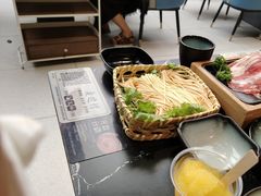 -湊湊火锅·茶憩(颐堤港店)