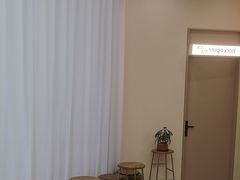 -乐刻瑜伽·普拉提·小瑜荚YogaPod(滨江银泰店)