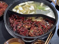 -重庆故事姊妹老火锅(财经学院店)