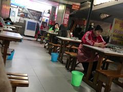 大堂-知味脆皮鸡