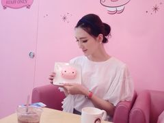 -Hello Kitty Cafe(弘大店)