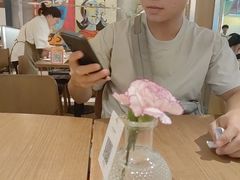-芭莉与彩虹西餐厅(成都合生汇店)