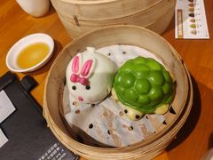 -乐忻皇朝(上海中心大厦店)