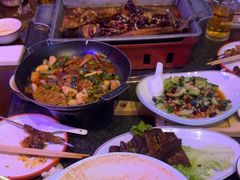 -路边边.炒菜烧烤.音乐餐厅(良乡长虹店)