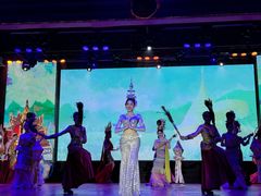 -金东尼人妖秀