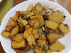 -芦茨金富饭庄·25年老字号·专做稻草鸡