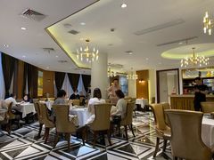 大堂-老人和饭店(淮海中路店)