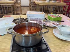 -杨老板·海鲜集市火锅·鲜切牛肉(中防万宝店)