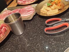 -韩烧牛中牛·甄选黑牛烤肉(黑金店)