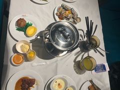 -领鲜活海鲜榴莲自助火锅(东门店)