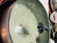 -洪氏嗨捞·猪肚鸡火锅(阳光天地店)