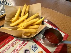 -必胜客(WOW阿罗海店)