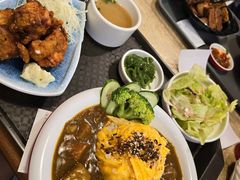 -大食代美食广场(上海中心店)