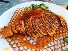 -天天向上素食餐厅(五台山店)