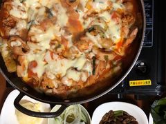 -亲昵春川鸡排(韩国美食街店)