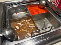-海底捞火锅鲜切牛肉主题店(长寿路店)