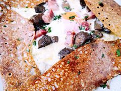 熏肉鸡蛋芝士奶油蘑菇可丽饼-RAC BAR(安福路店)