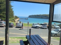 -12 Rocks Beach Bar Cafe