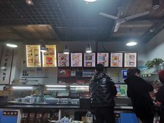 -陇上全荟兰州传统牛肉面(延吉路店)