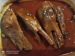 馋嘴香辣鸭头-三人行骨头王火锅(长寿店)
