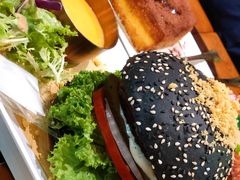 网红瀑布牛肉菠萝包-肥韬茶餐厅(南山mini店)