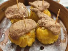 黄沙猪润虫草花烧卖-喜势点·糖沙翁手工茶点·本地人茶居(永庆坊店)