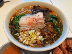 小锅米线-胡麻(静安嘉里店)