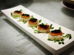 鱼子酱烤鸭-悦融琥珀·京鲁菜·海味珍品(西单店)