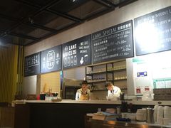 -来龙里 精致 东南亚餐室(万象城店)