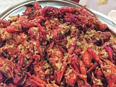 -荣誉国际酒店-云顶旋转餐厅