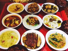 -蓝田九大碗民俗食府(蓝田店)